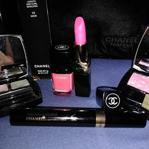Chanel Makeup with Chanel Makeup Bag